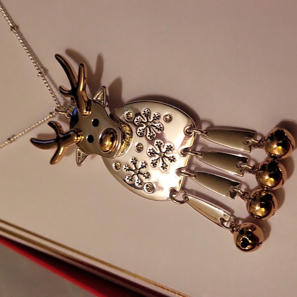 Trie To Form Reindeer necklace with bells 32" plus 3" ext - Picture 1 of 4